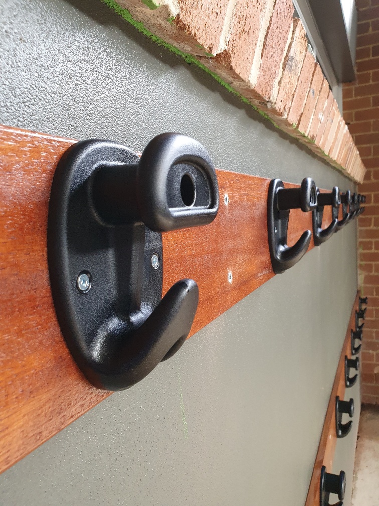 Safe Noxx Bag Hooks Box of 60 kit with timber screws and coloured caps